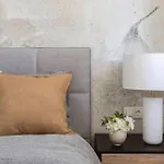 Апартаменты 3 Bed Sleeps 6 - Balcony - Free Parking